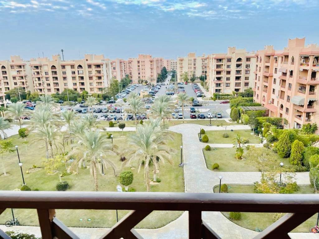 Luxurious 3 Bedroom Rustic Apartment Overlooking Huge Garden - For Families And Couples Kairo Eksteriør bilde